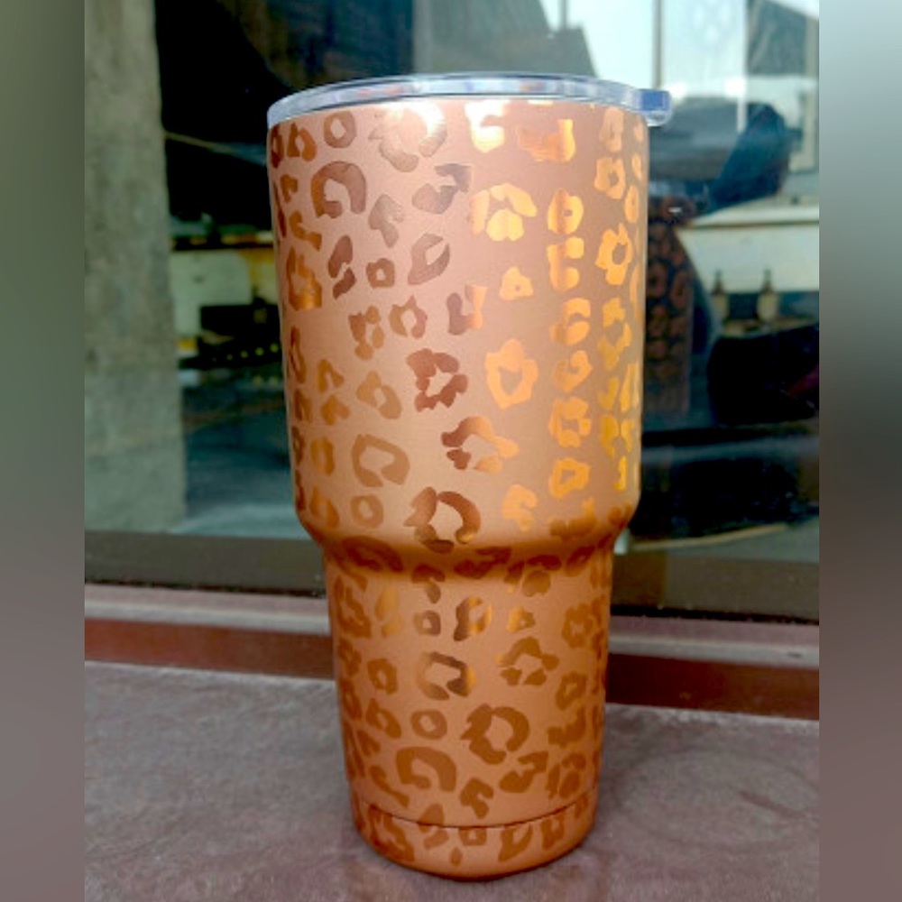 Cheetah insulated cup